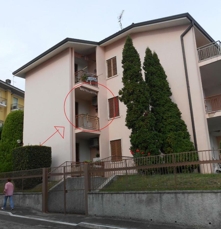 Monolocale A Peschiera Del Garda Vista Lago Apartment Exterior photo